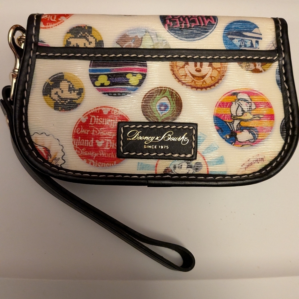 Dooney & Bourke Disney Collaboration "Button" Pattern - Picture 5 of 9